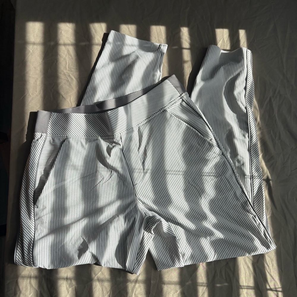 (3/$25) Athleta Gray and White Pinstriped Skinny Pants High Wasted